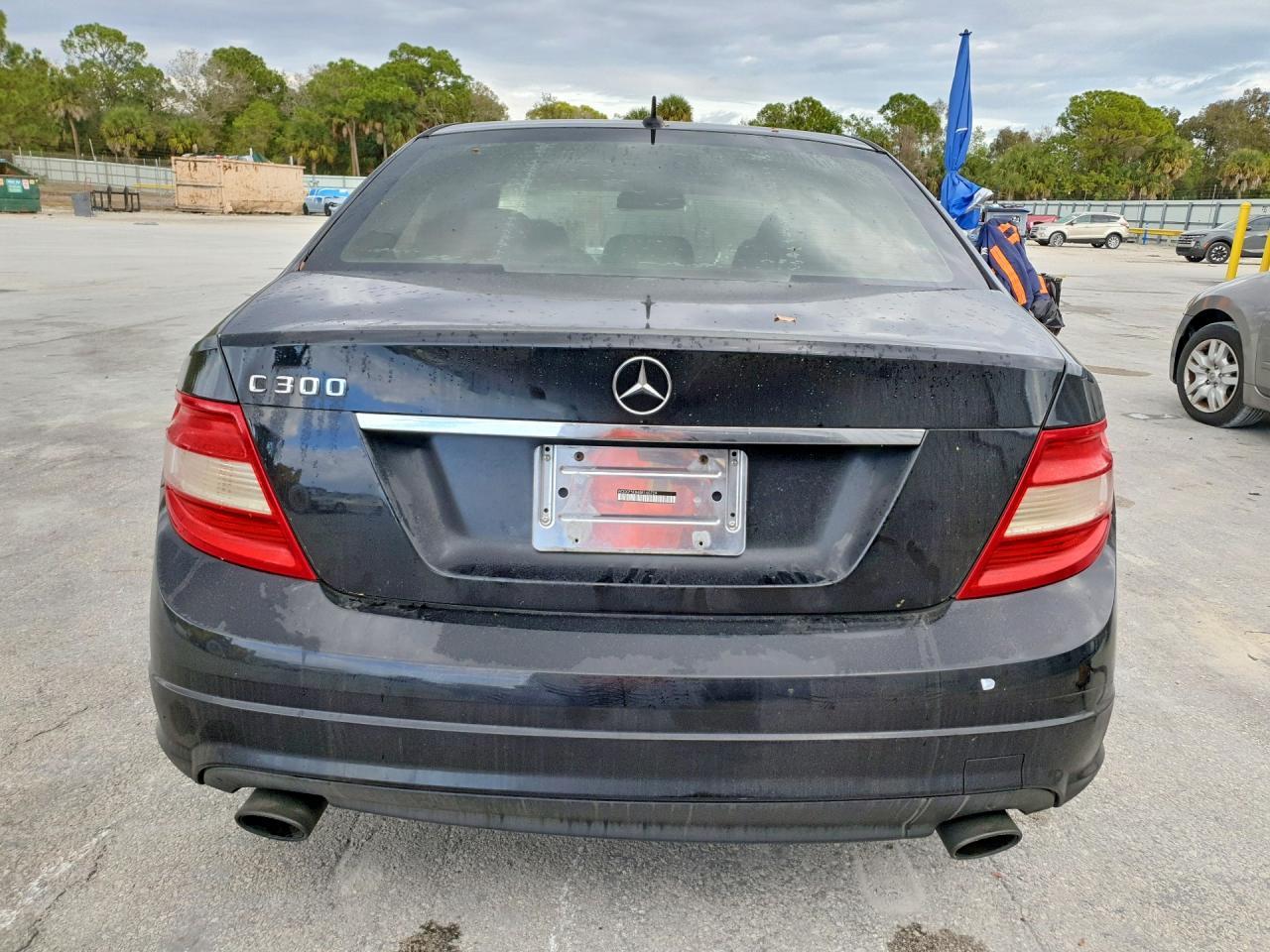 2011 MERCEDES-BENZ C-CLASS