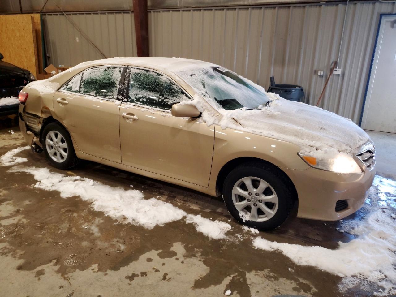 2010 TOYOTA CAMRY