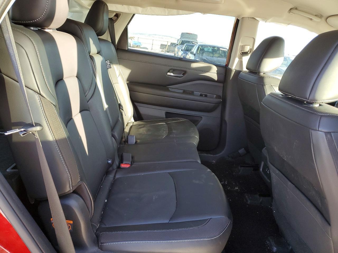 2024 NISSAN PATHFINDER