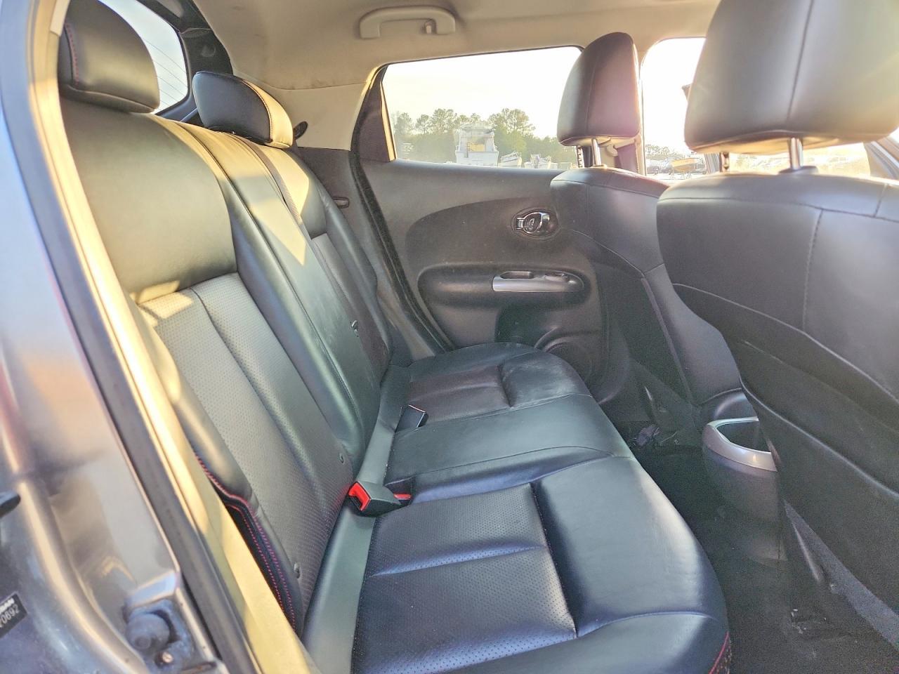 2011 NISSAN Juke