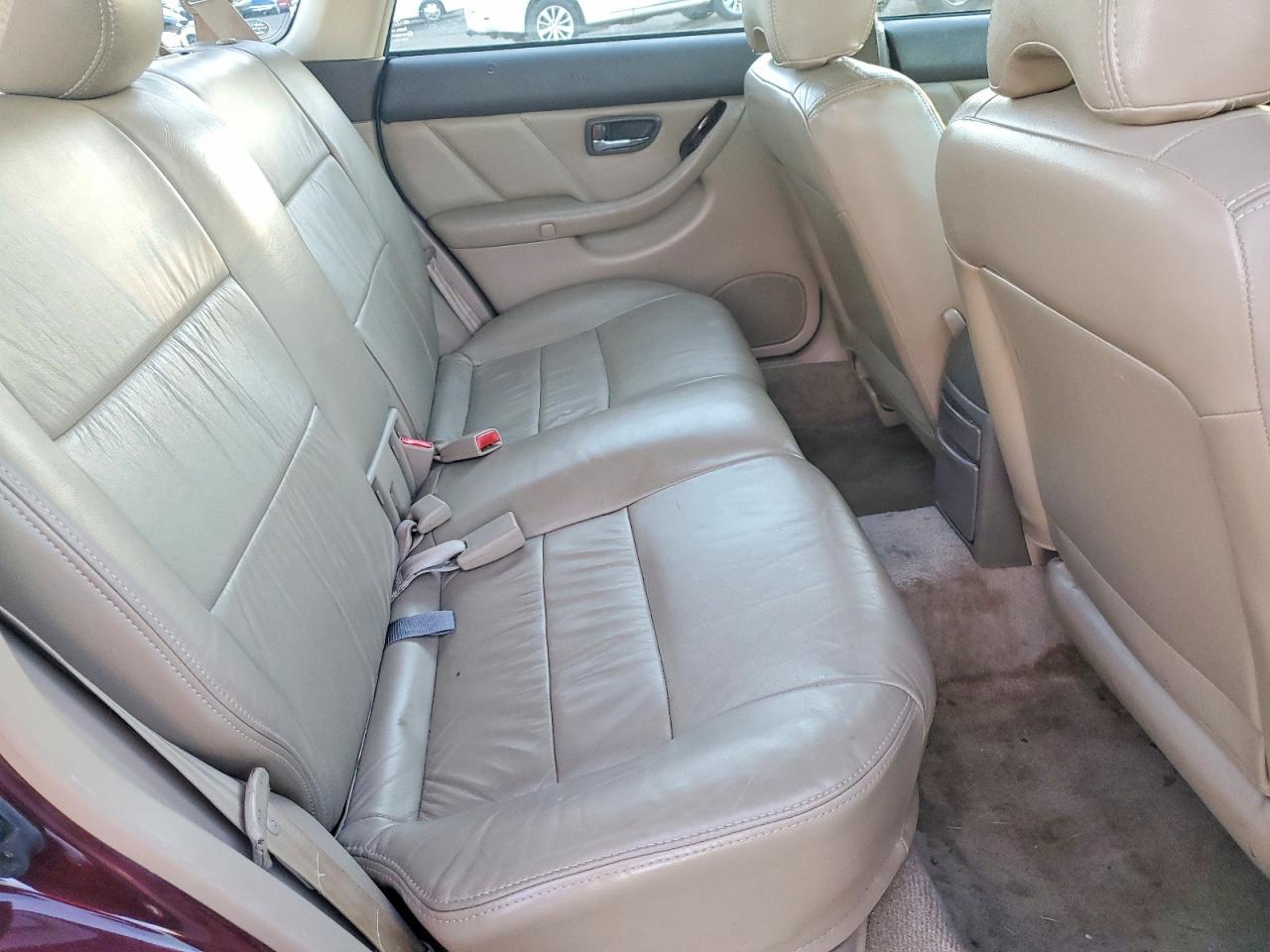 2000 SUBARU Legacy