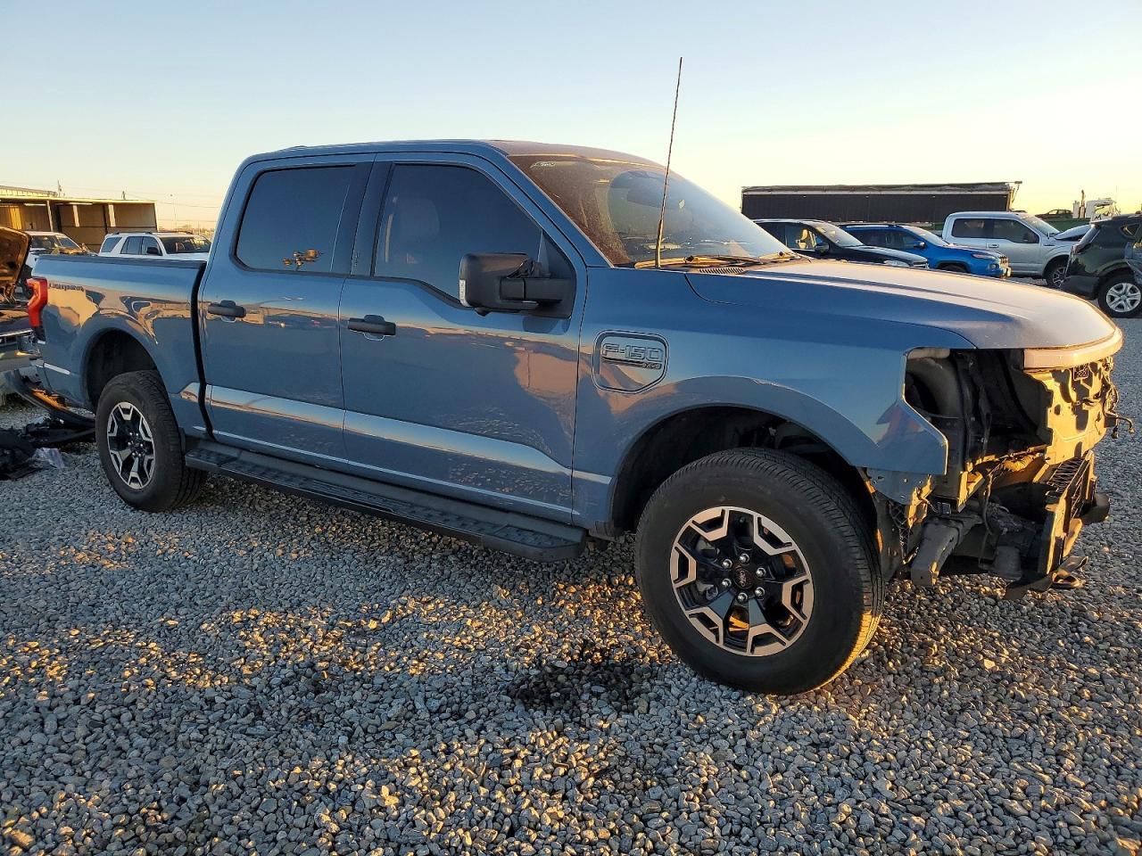 2023 FORD F-150 Lightning