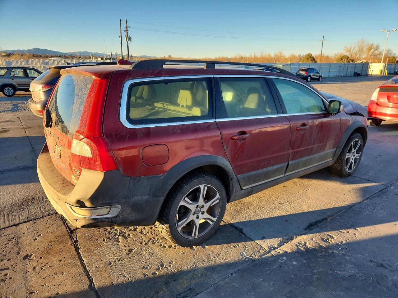 2013 VOLVO XC70