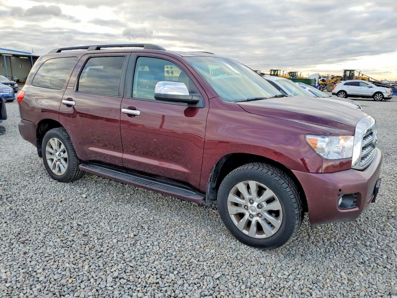 2010 TOYOTA Sequoia