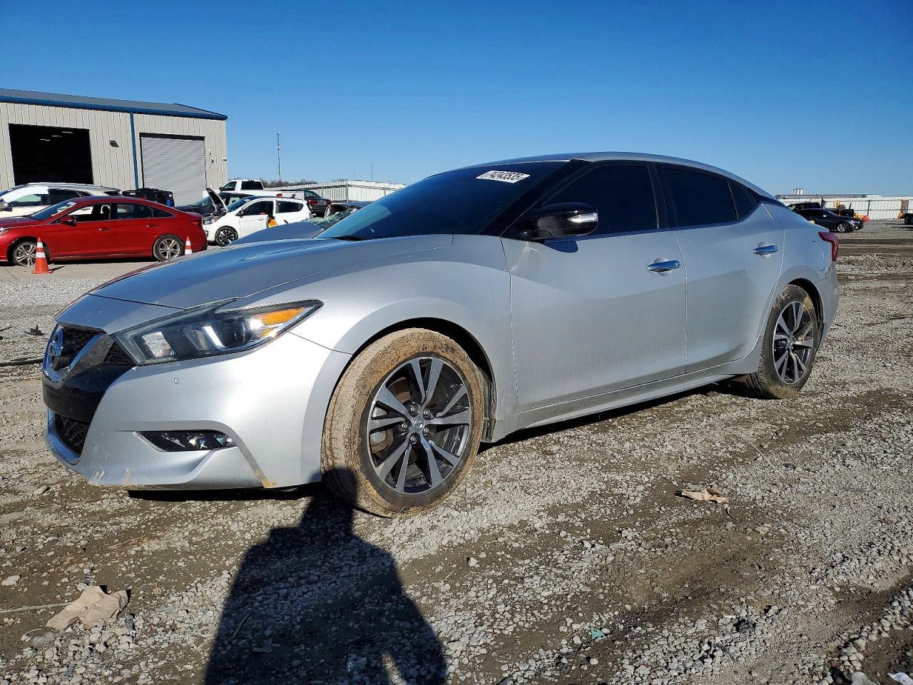 2017 NISSAN Maxima
