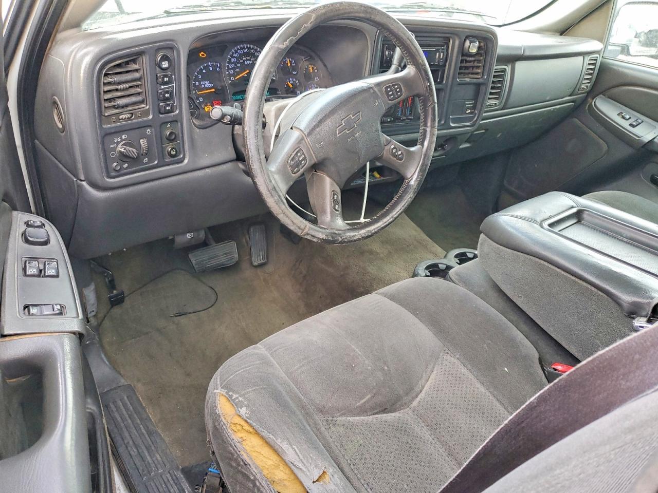 2004 CHEVROLET Silverado