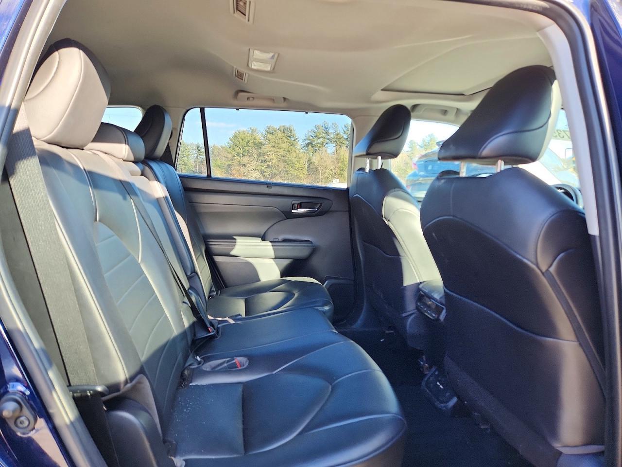 2021 TOYOTA HIGHLANDER