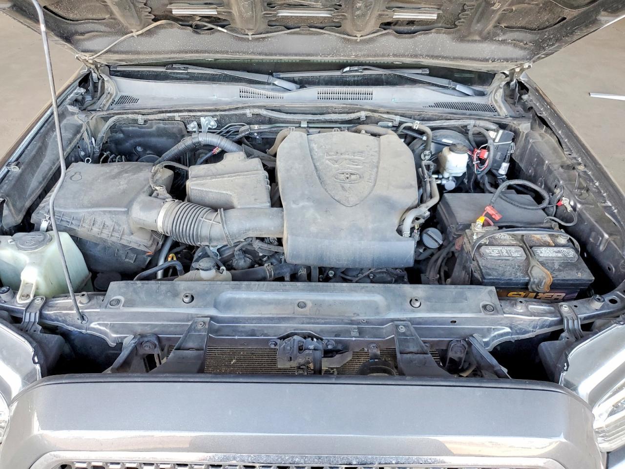 2016 TOYOTA TACOMA