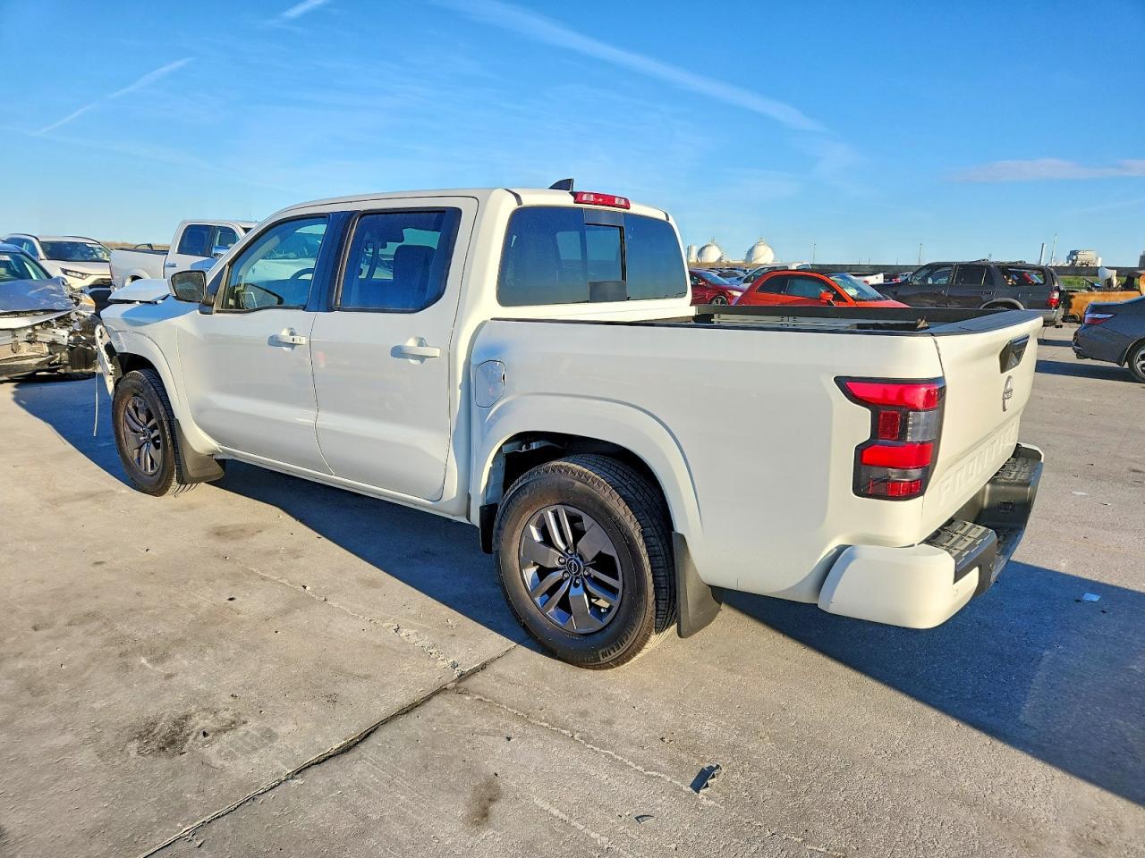 2025 NISSAN Frontier