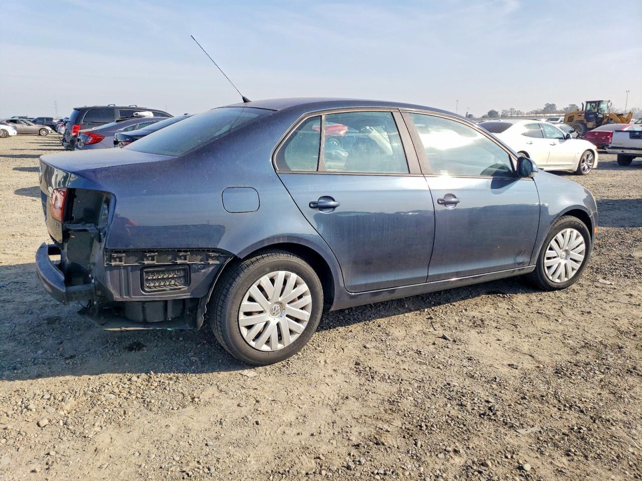 2010 VOLKSWAGEN JETTA