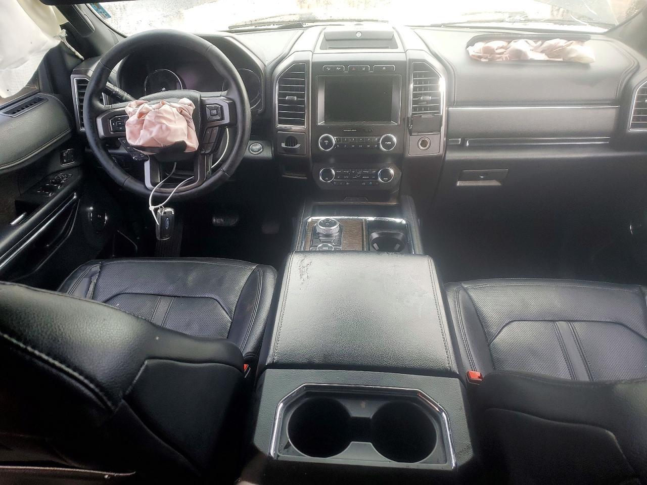 2021 FORD Expedition