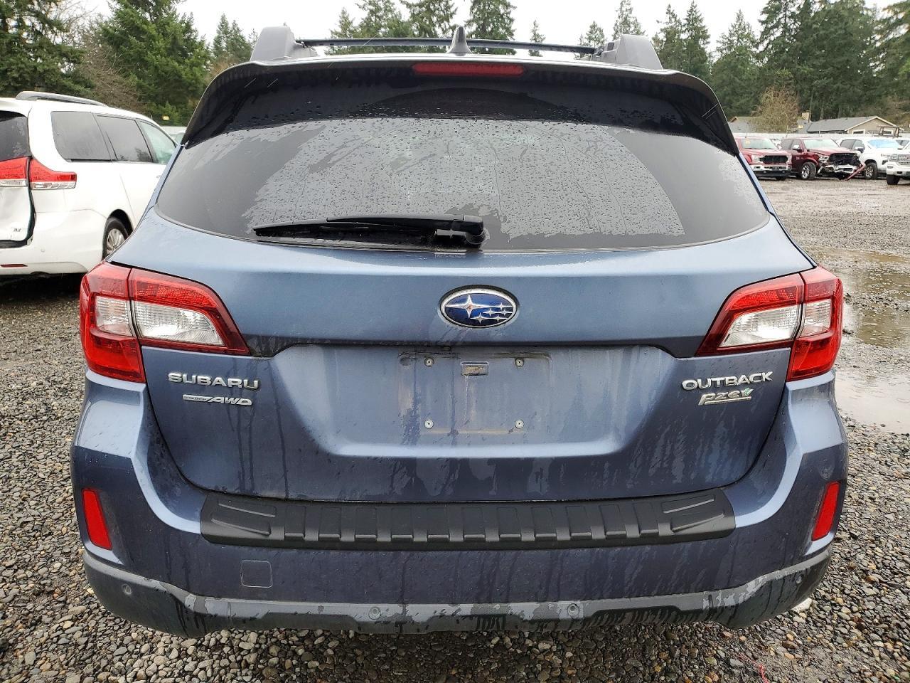 2017 SUBARU Outback