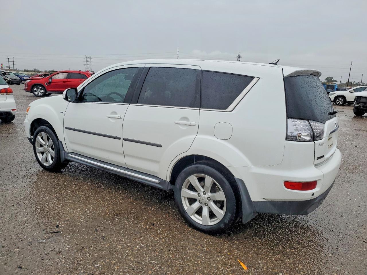 2012 MITSUBISHI outlander