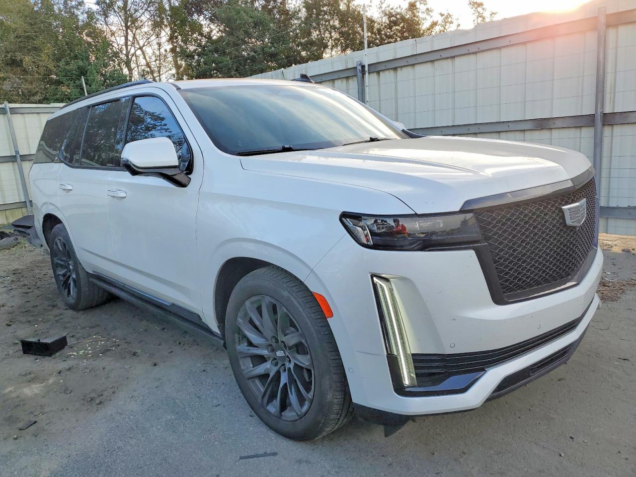 2023 CADILLAC ESCALADE