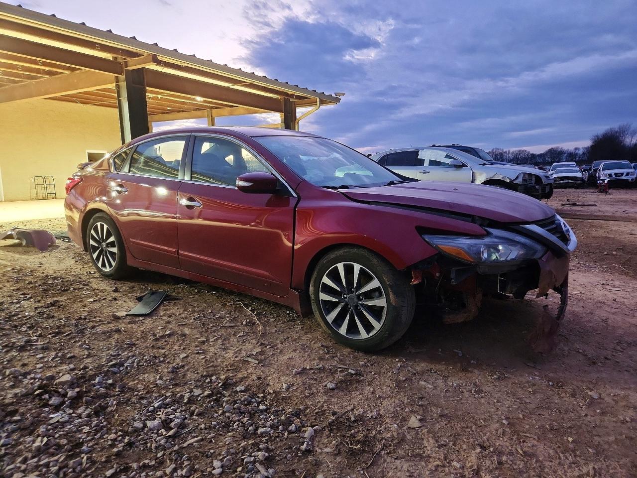 2017 NISSAN ALTIMA