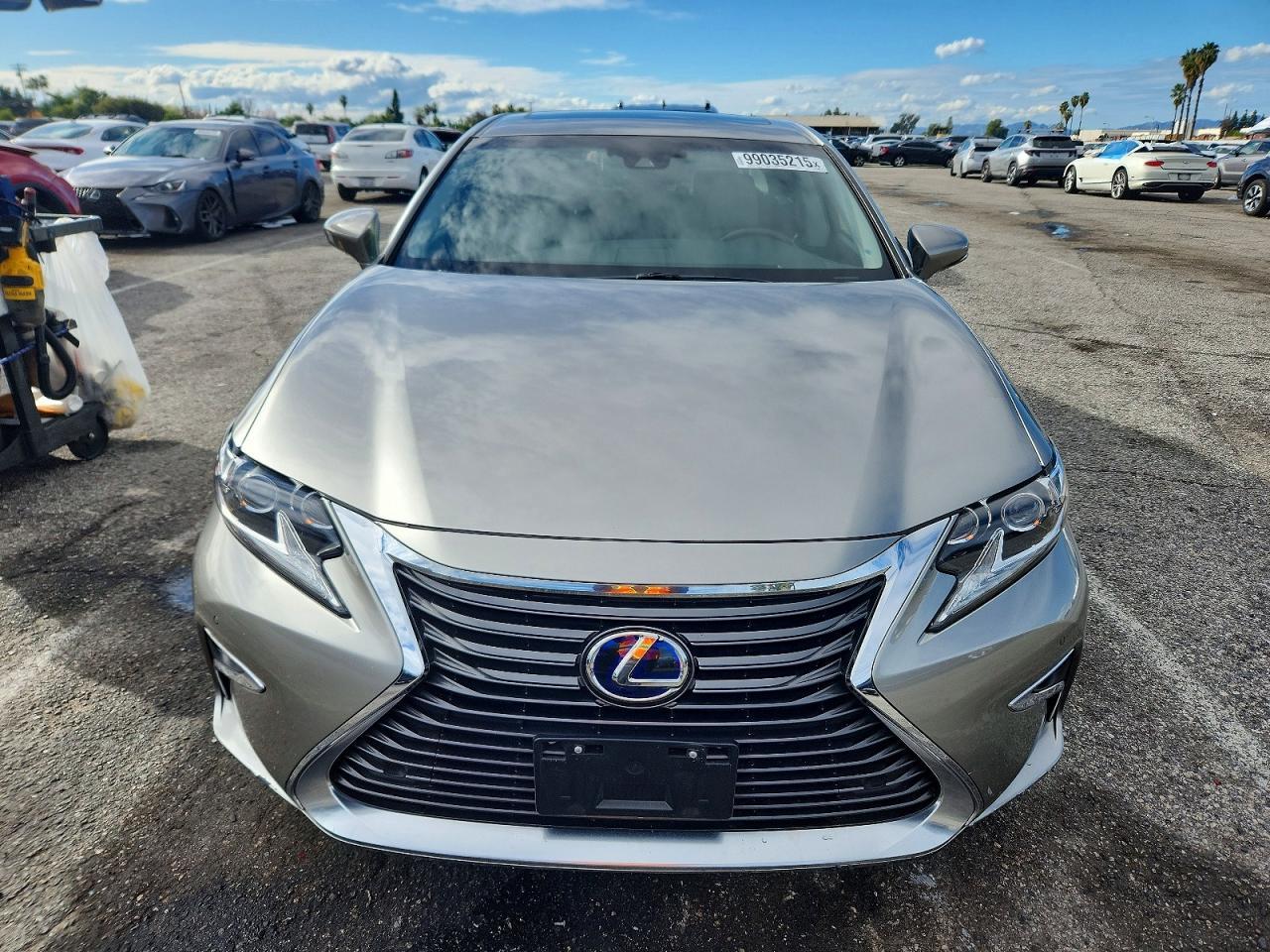 2017 LEXUS ES 300H