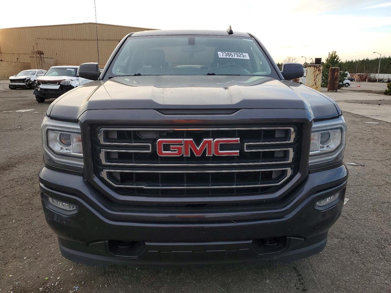 2016 GMC Sierra