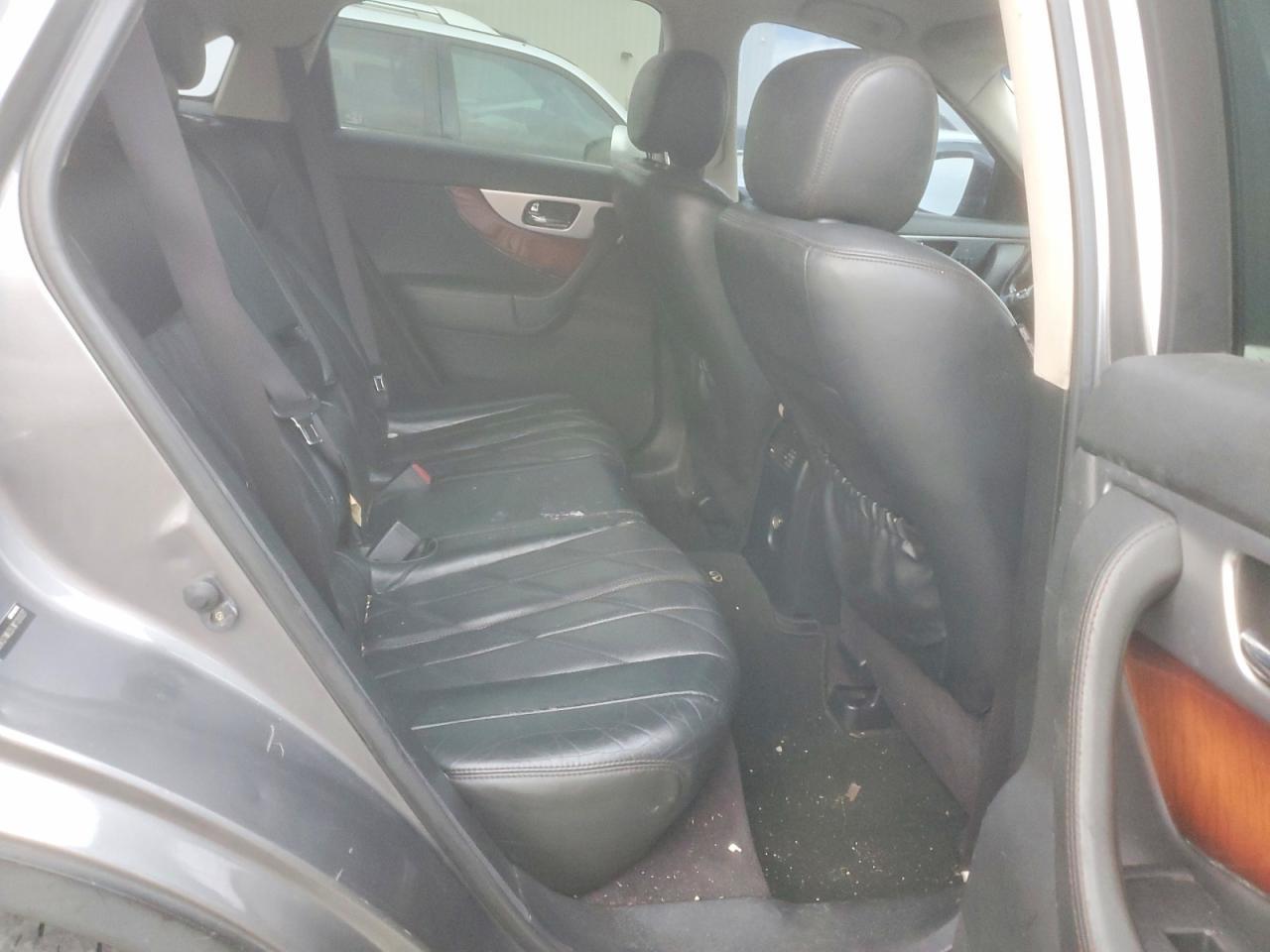 2012 INFINITI FX35