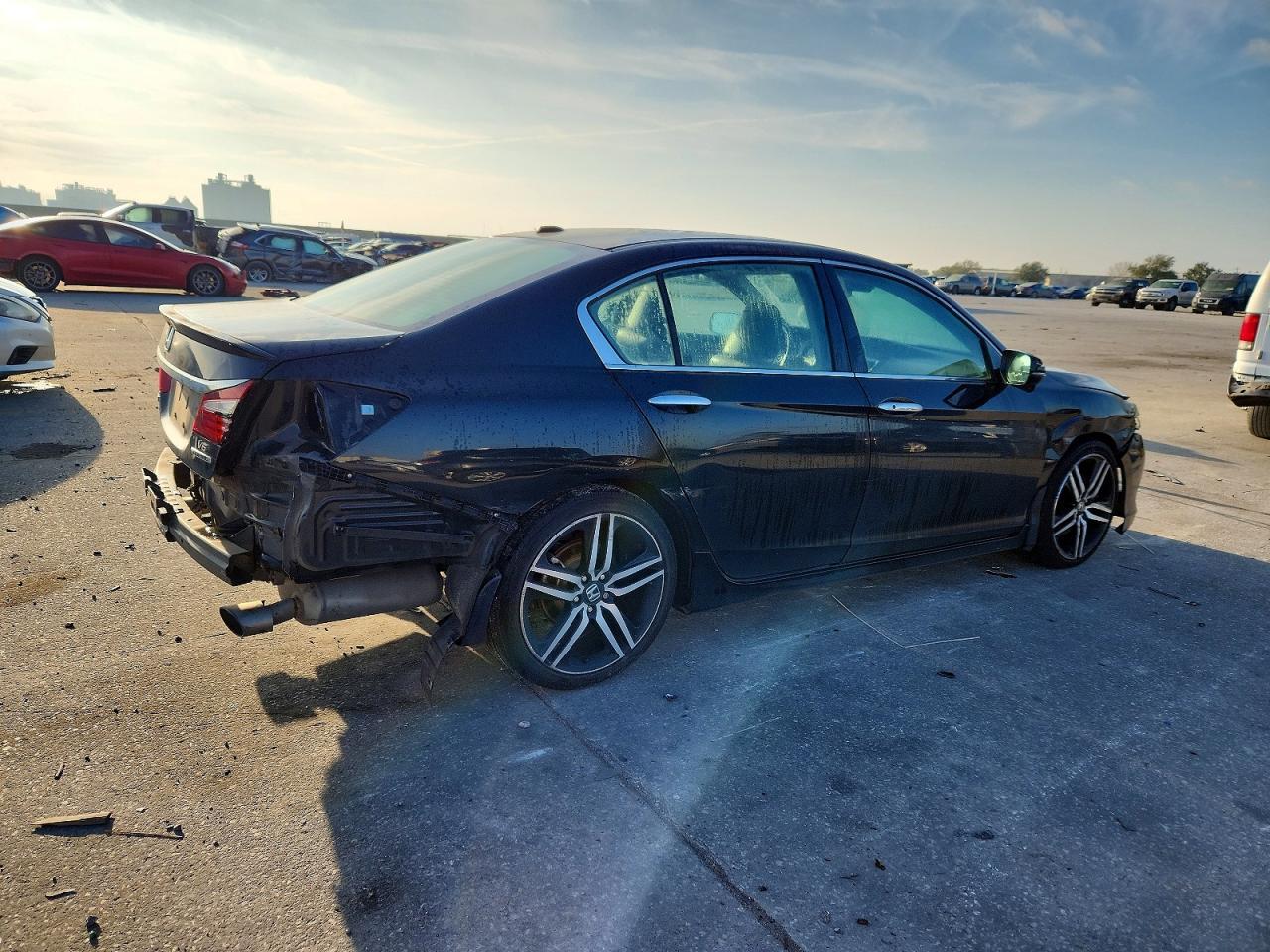 2017 HONDA ACCORD