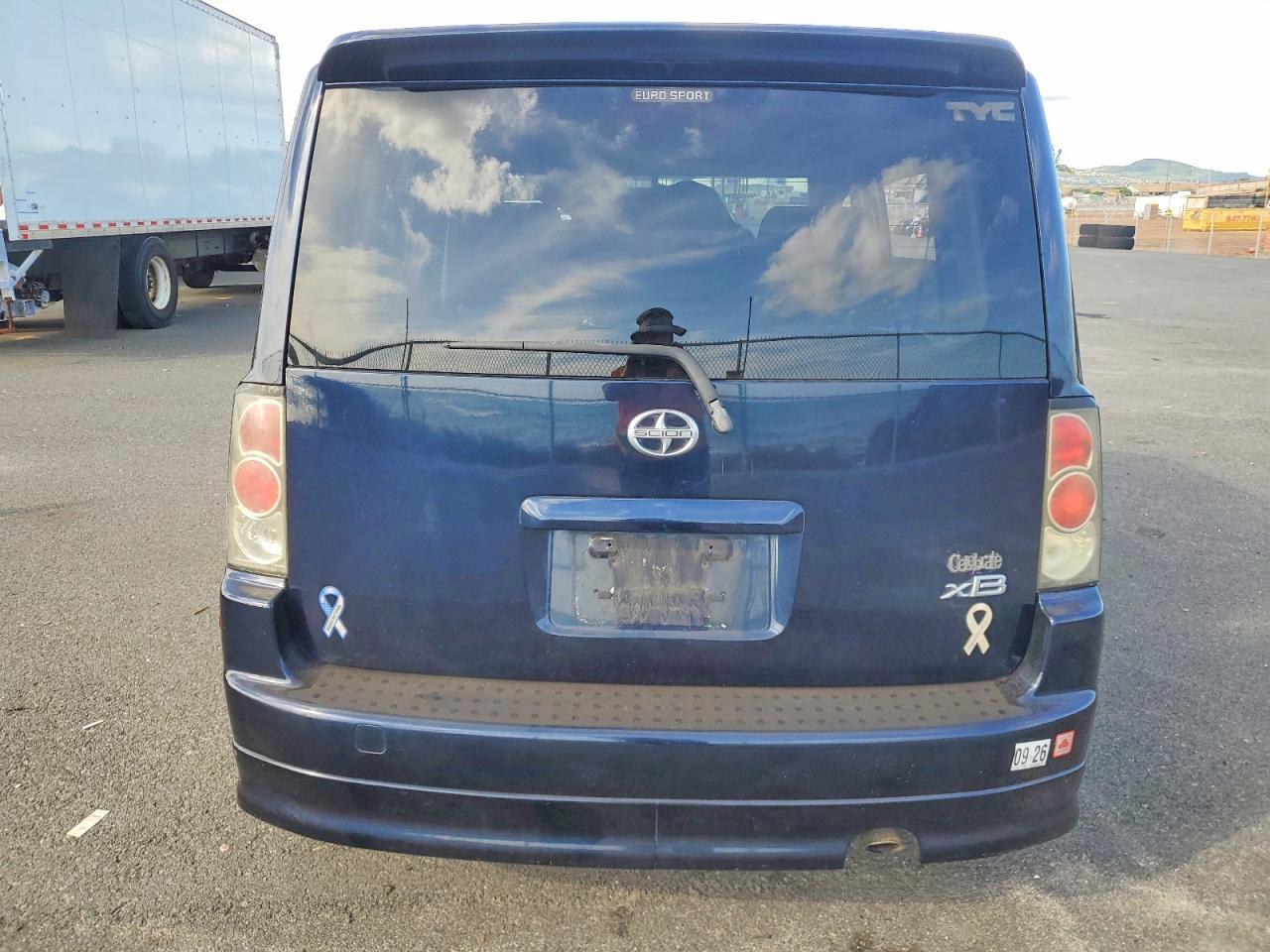 2006 TOYOTA SCION
