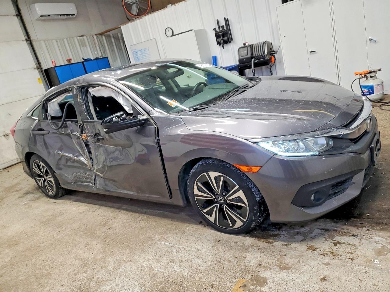 2018 HONDA CIVIC