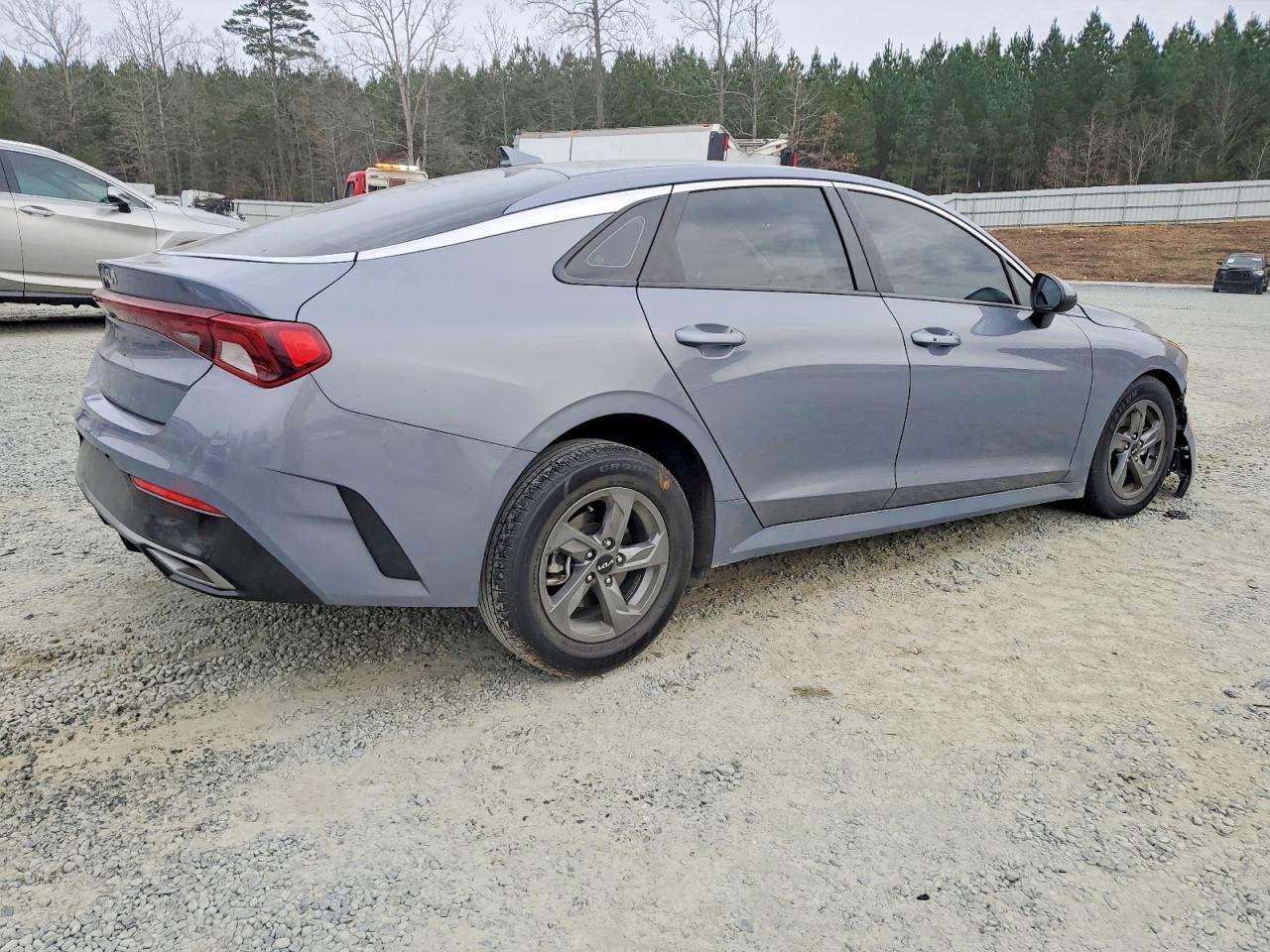 2023 KIA K5