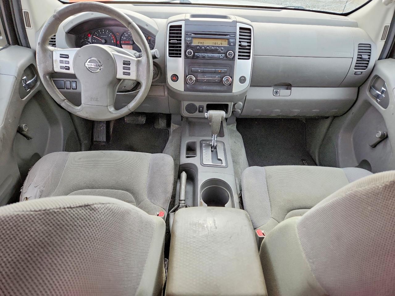 2016 NISSAN Frontier