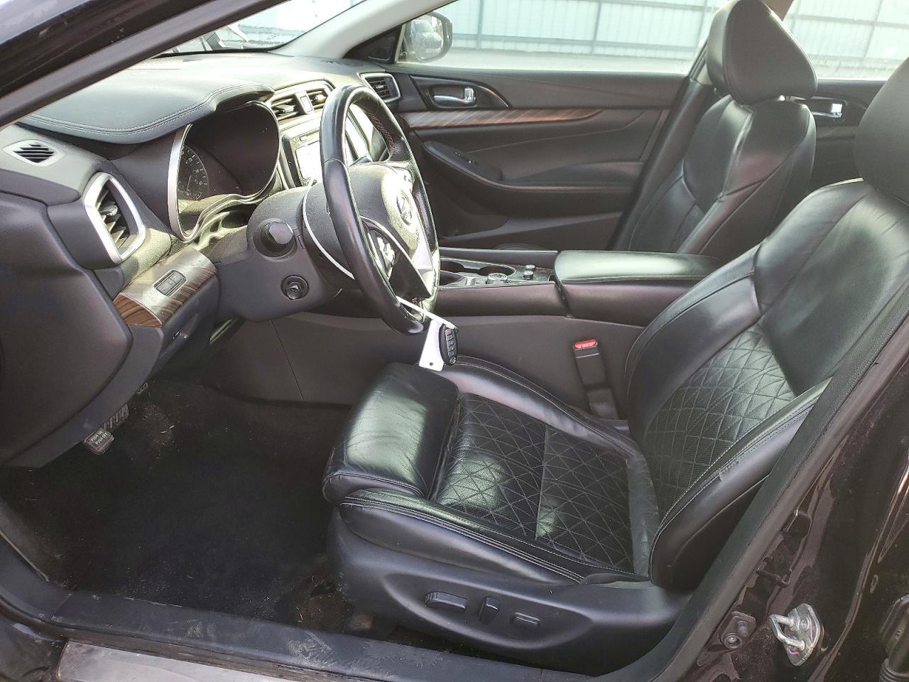 2016 NISSAN Maxima