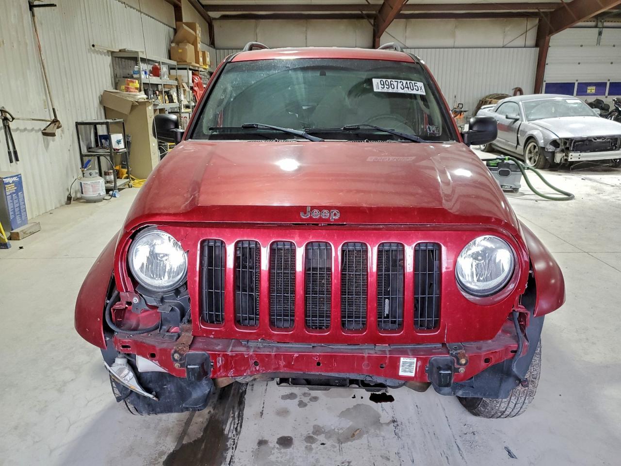 2005 JEEP Liberty