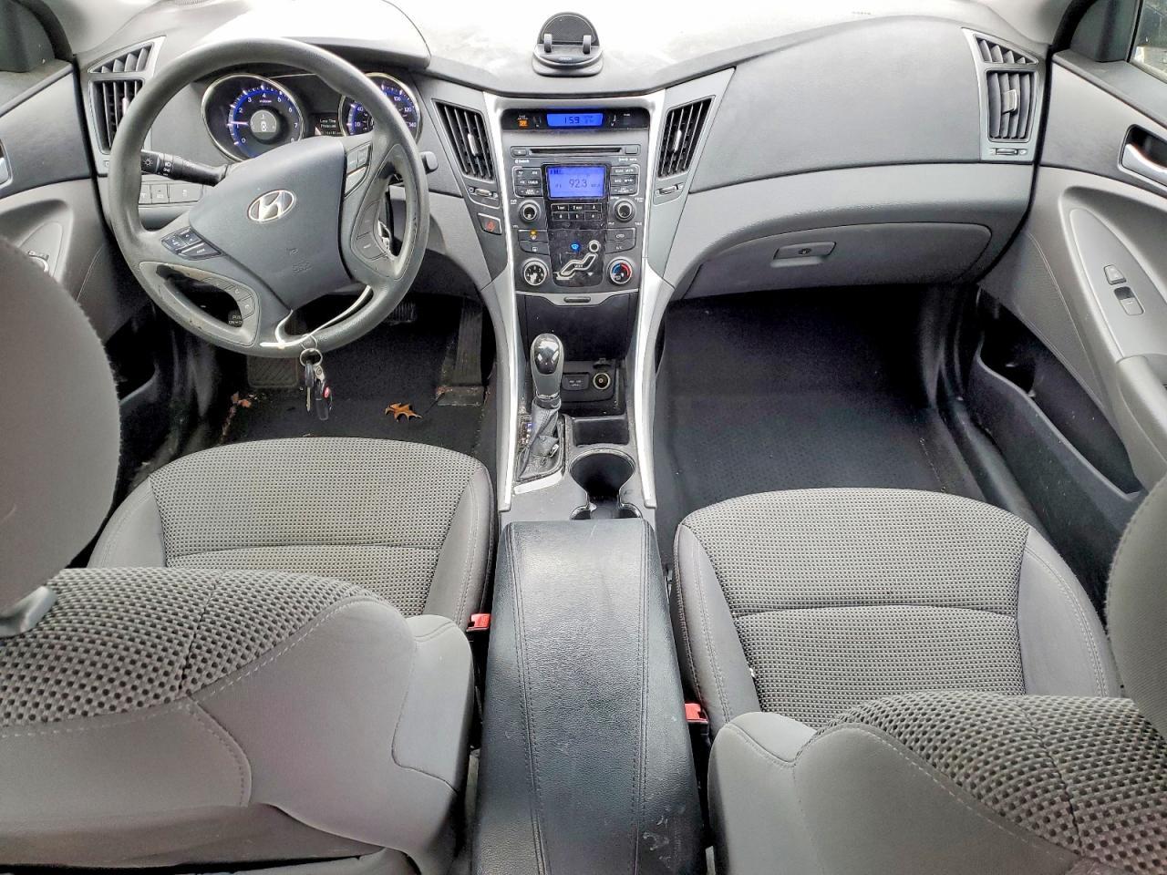 2011 HYUNDAI SONATA