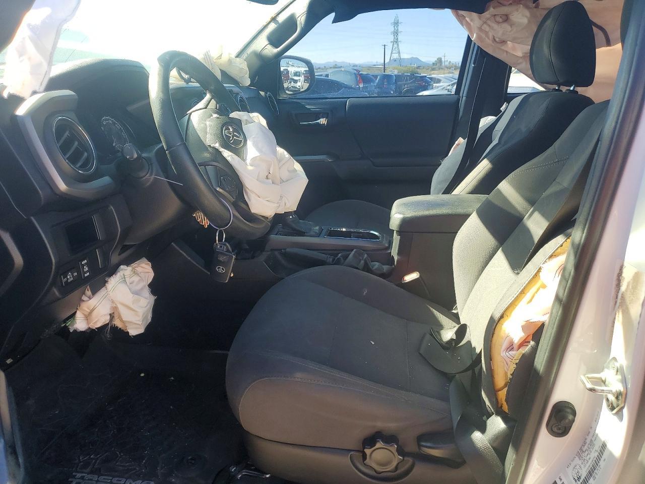 2016 TOYOTA TACOMA