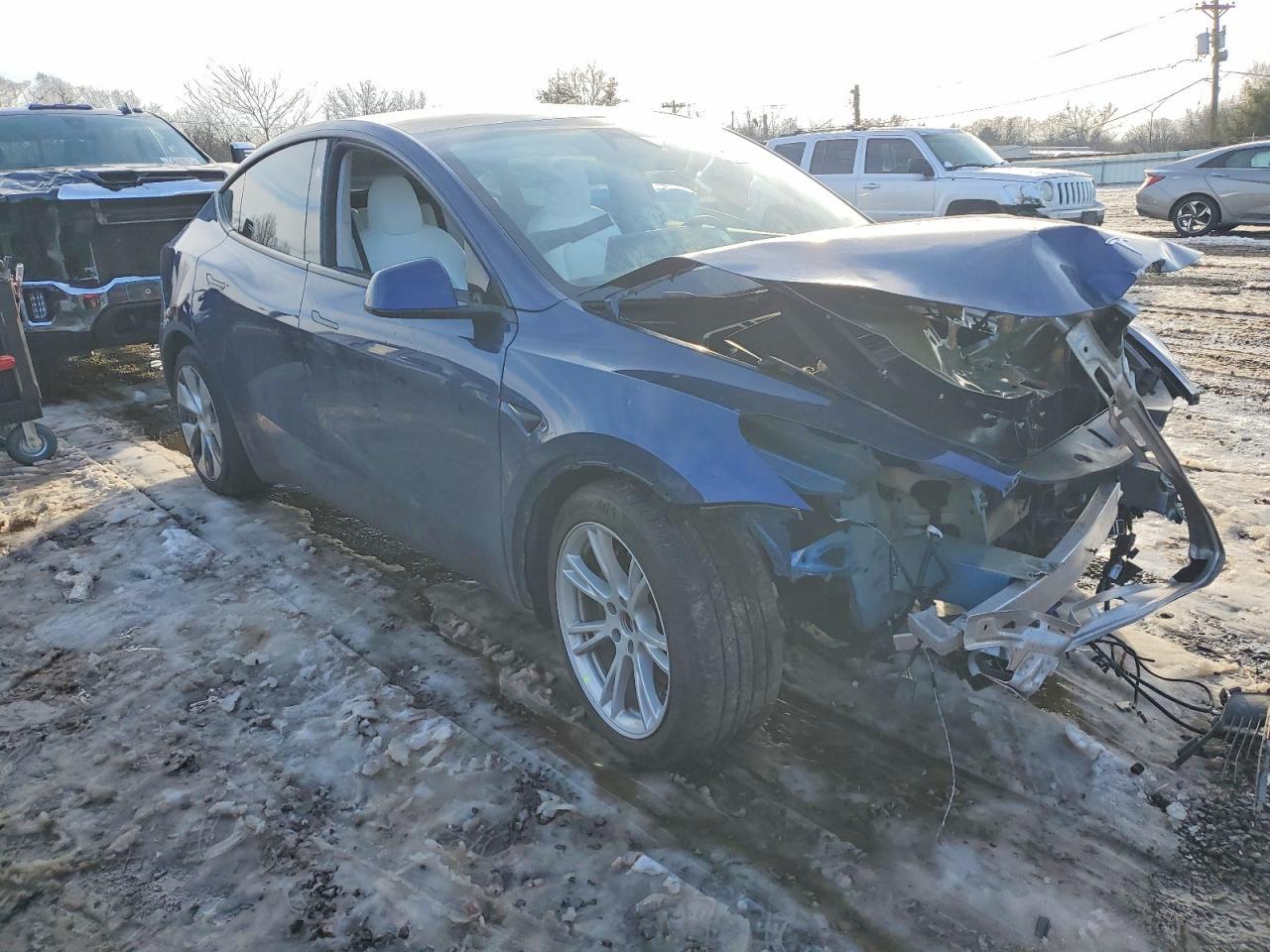 2023 TESLA MODEL Y