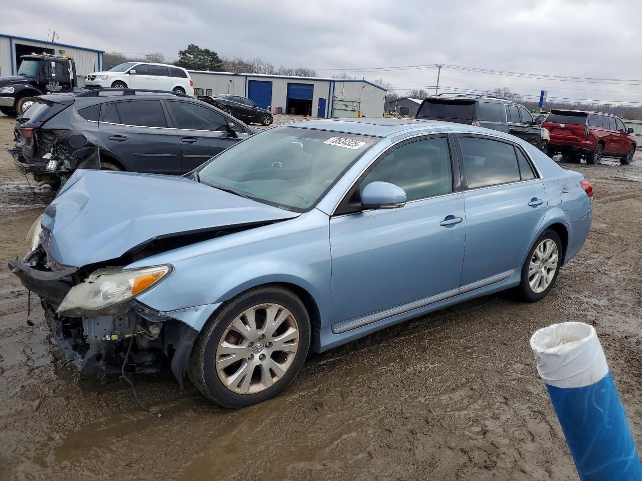 2011 TOYOTA Avalon
