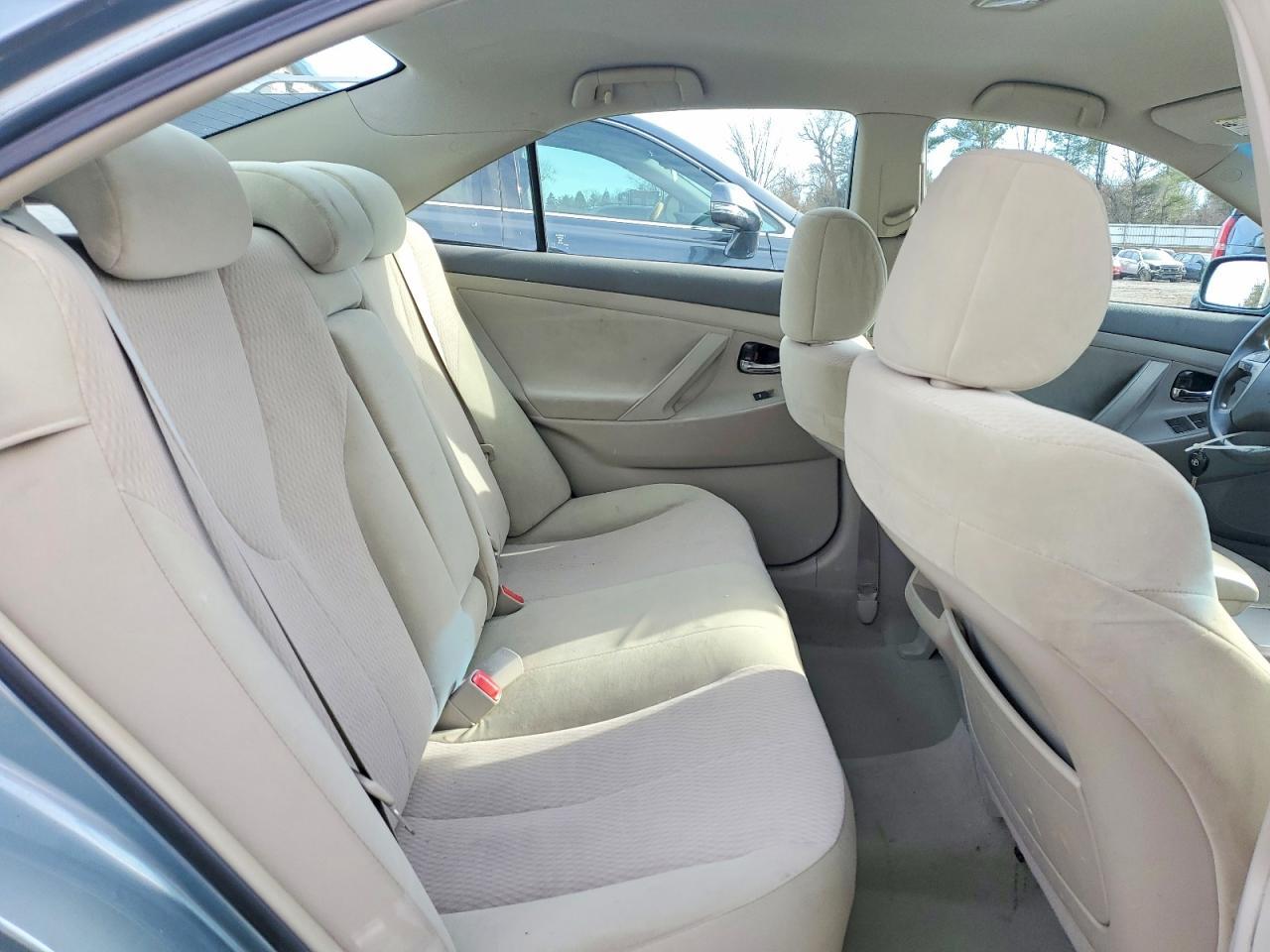 2010 TOYOTA CAMRY