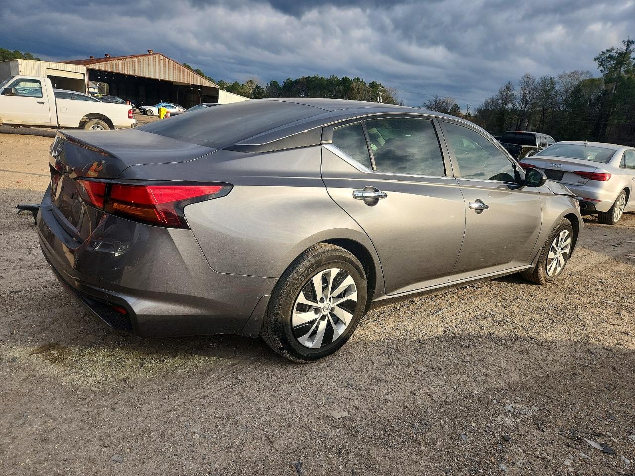 2024 NISSAN ALTIMA