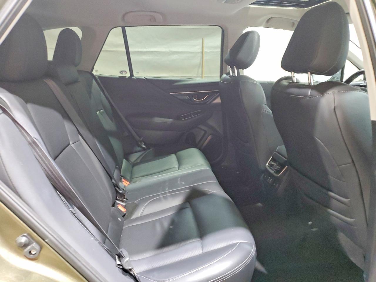 2023 SUBARU Outback