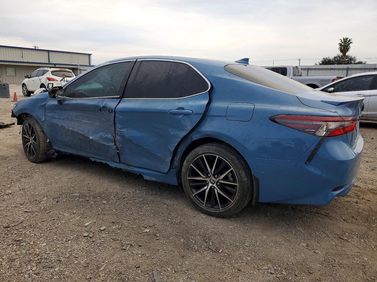 2023 TOYOTA CAMRY