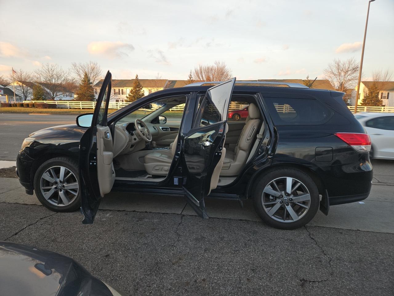 2014 NISSAN PATHFINDER