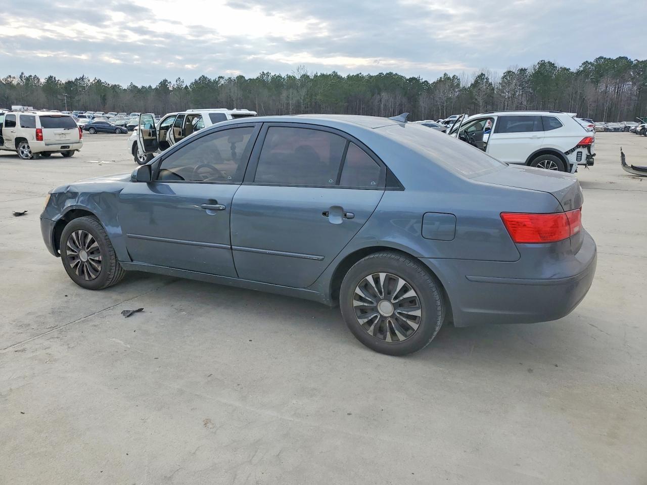 2010 HYUNDAI SONATA