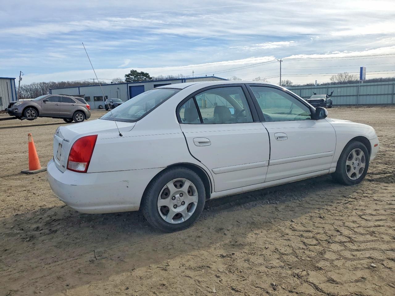 2001 HYUNDAI ELANTRA