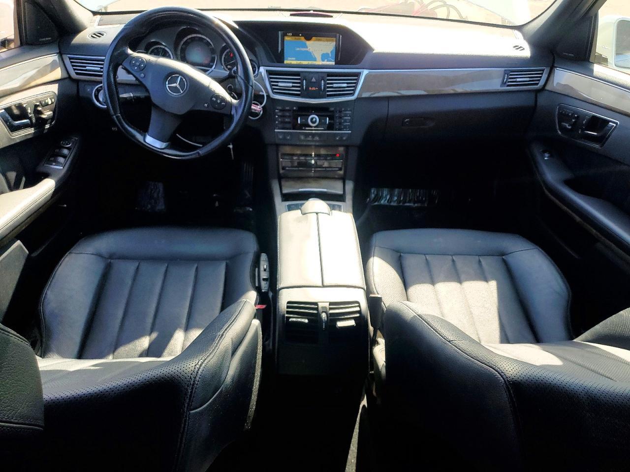 2011 MERCEDES-BENZ E-Class