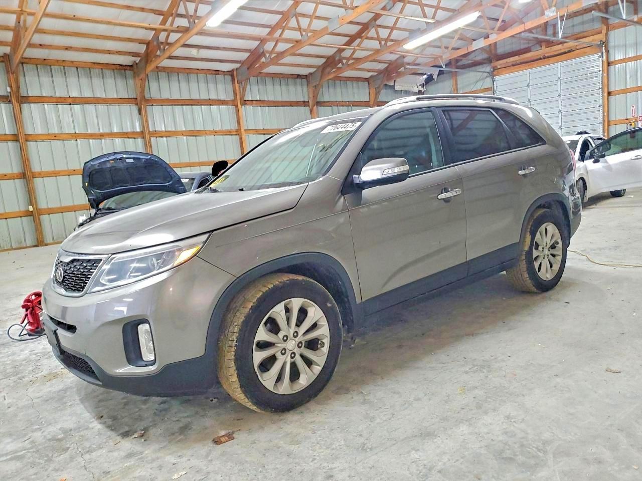 2014 KIA SORENTO