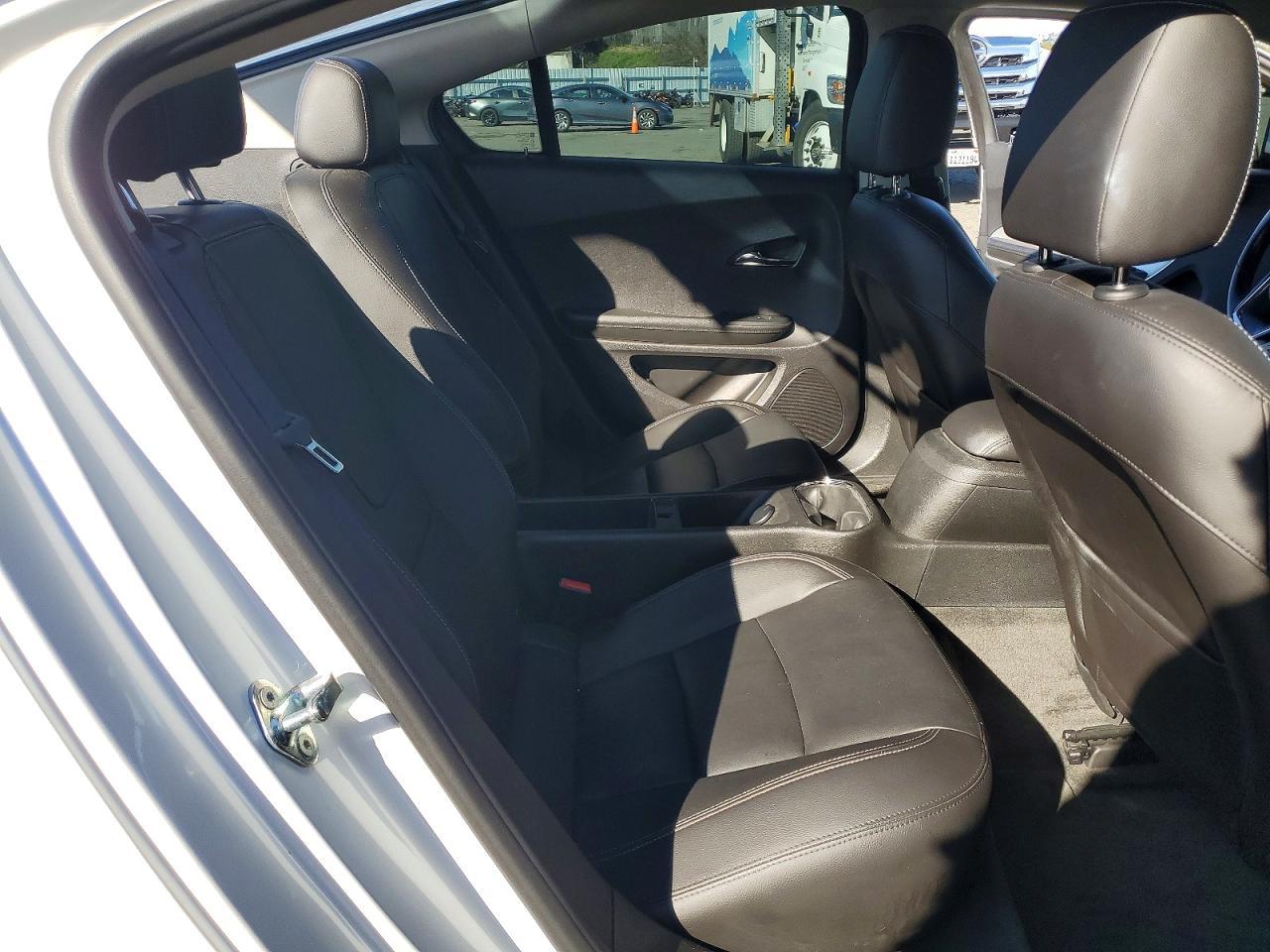 2015 CHEVROLET VOLT