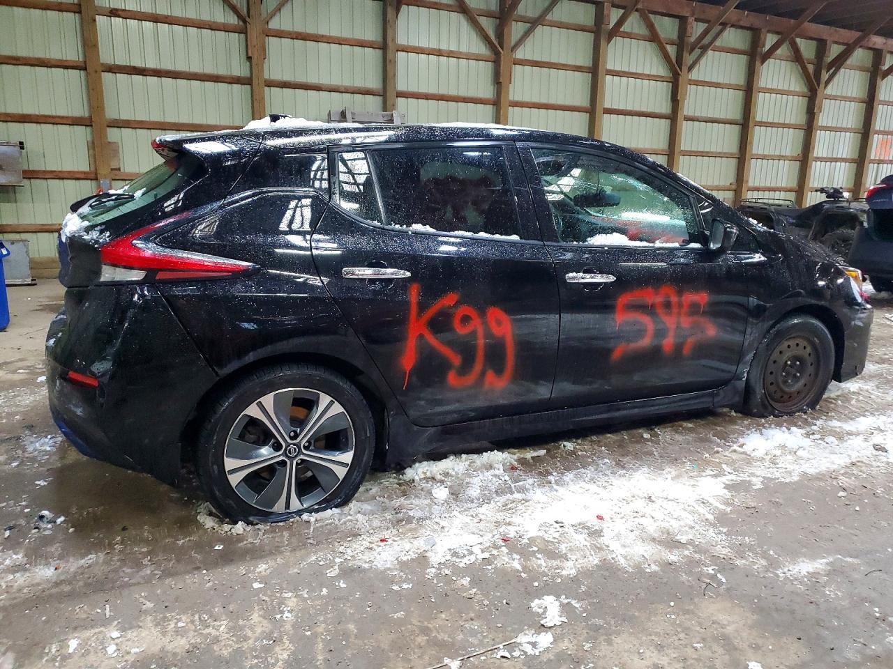 2018 NISSAN LEAF