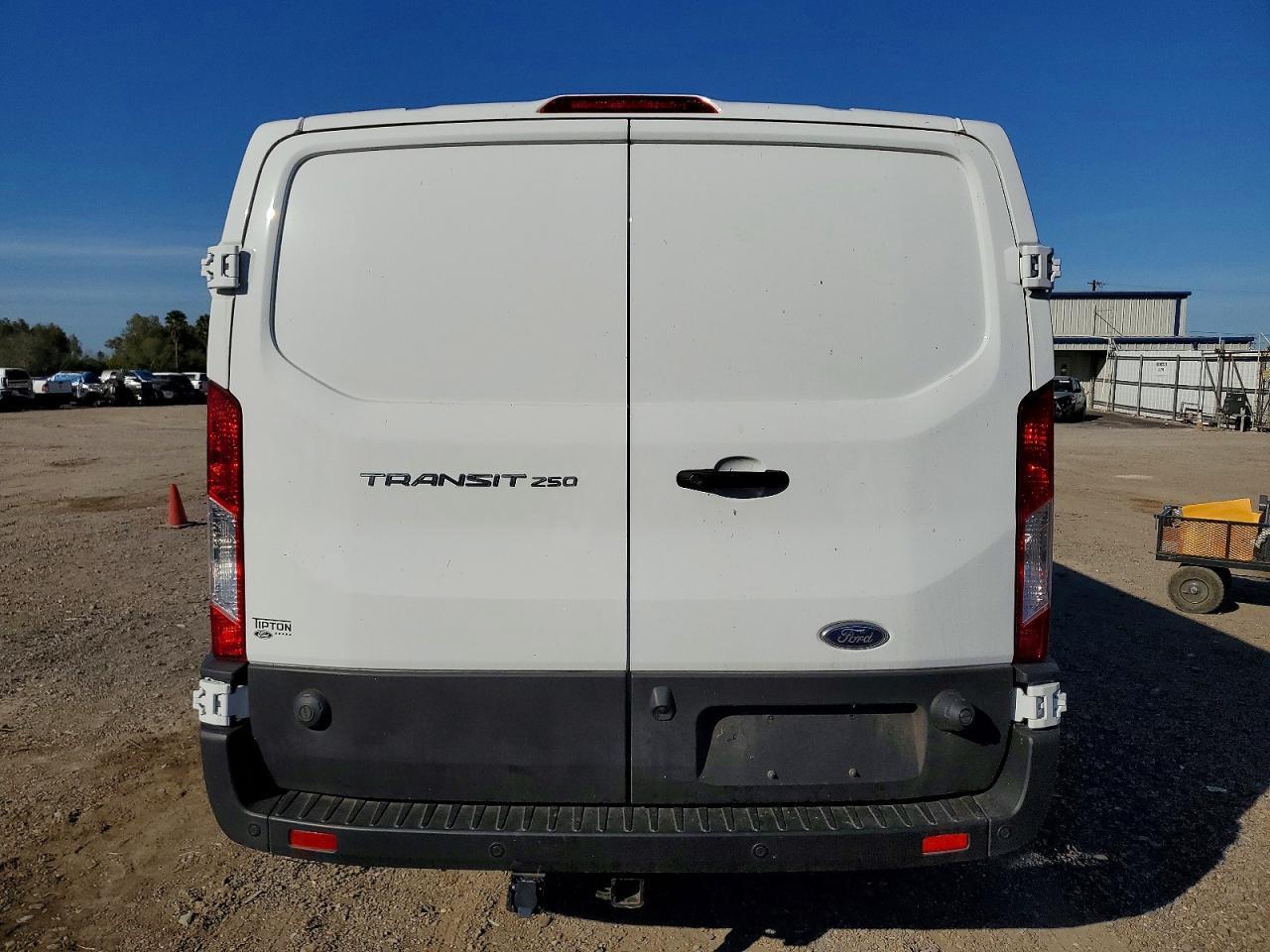2024 FORD Transit