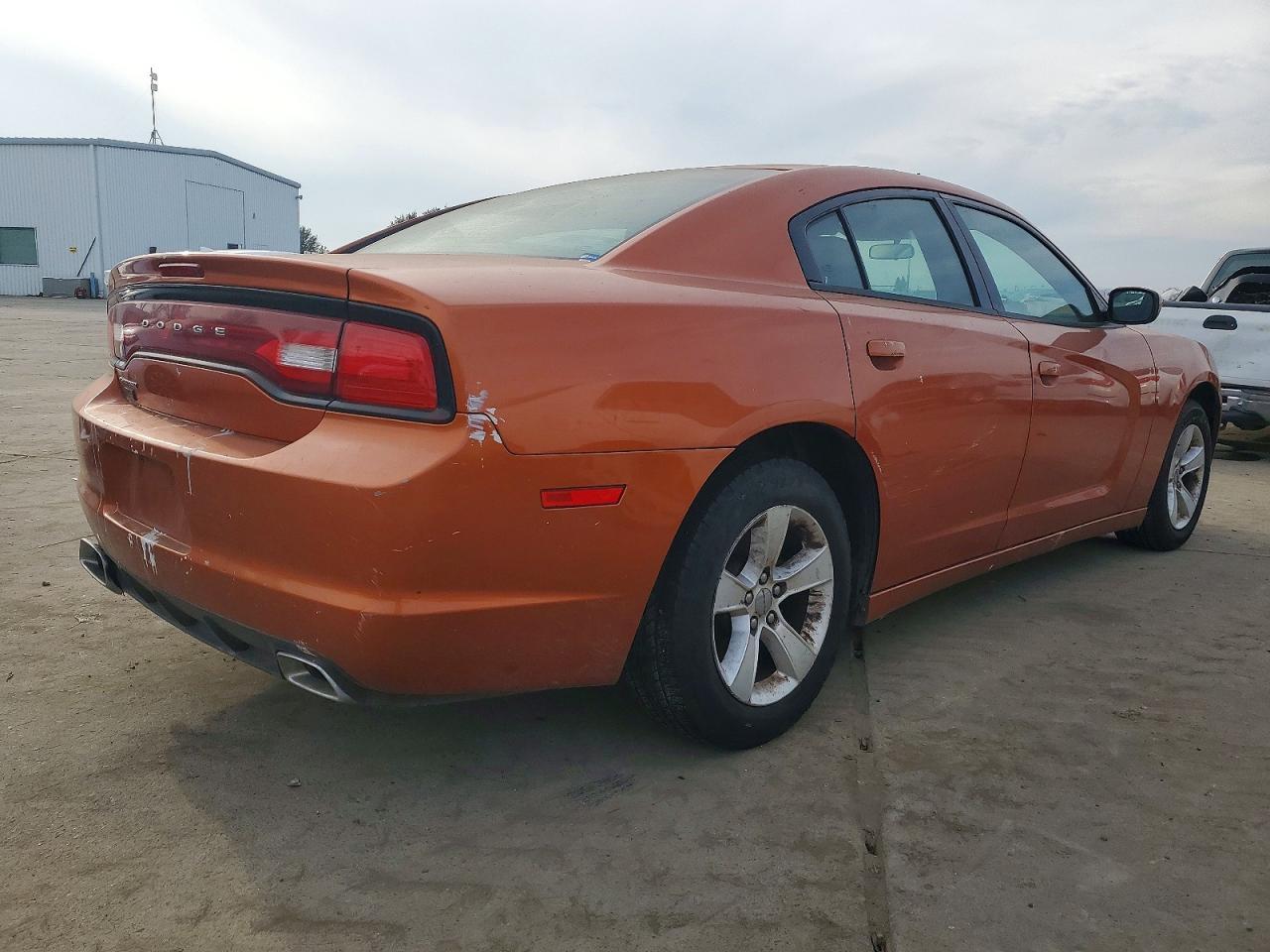 2011 DODGE CHARGER
