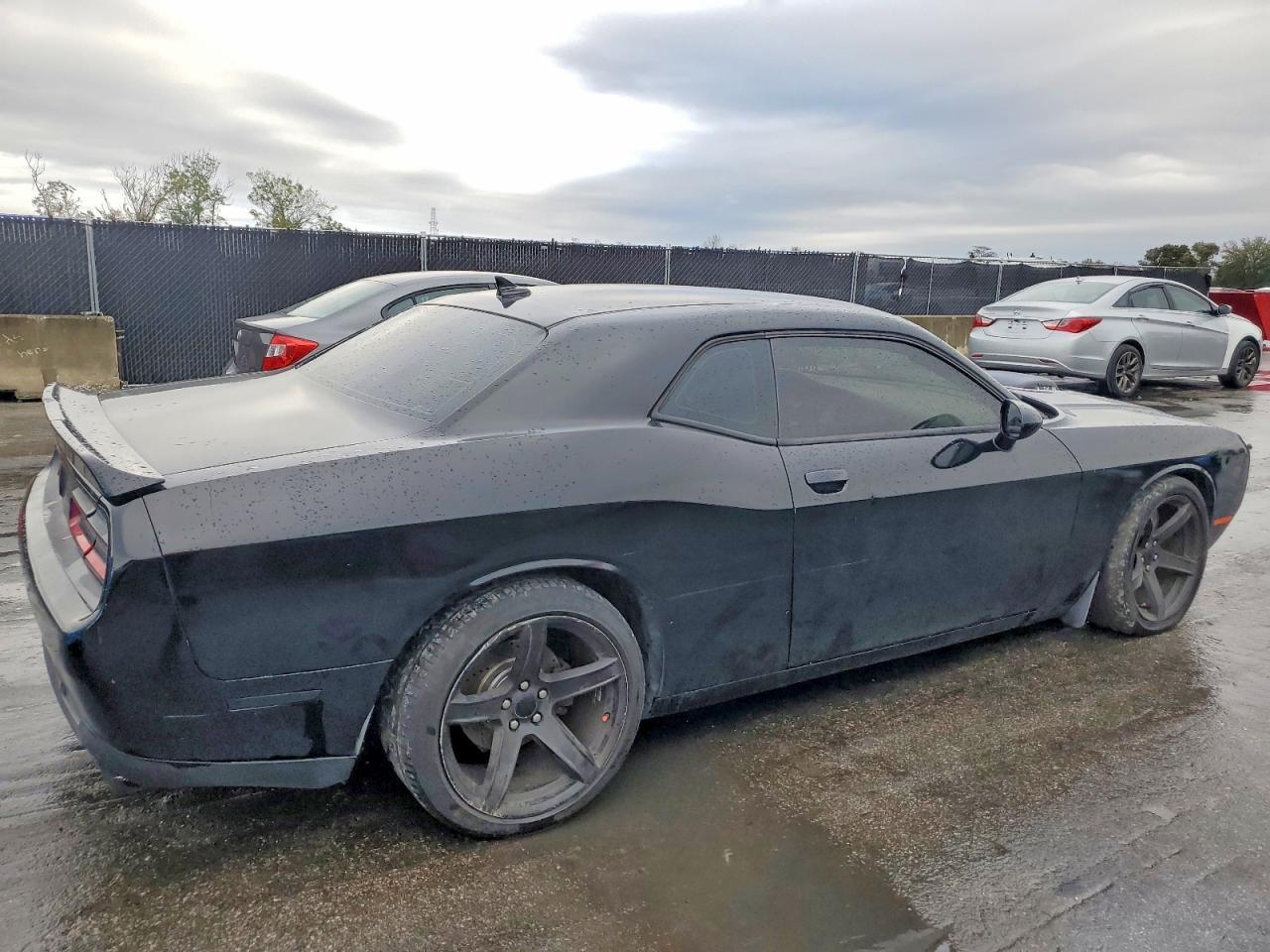 2016 DODGE Challenger