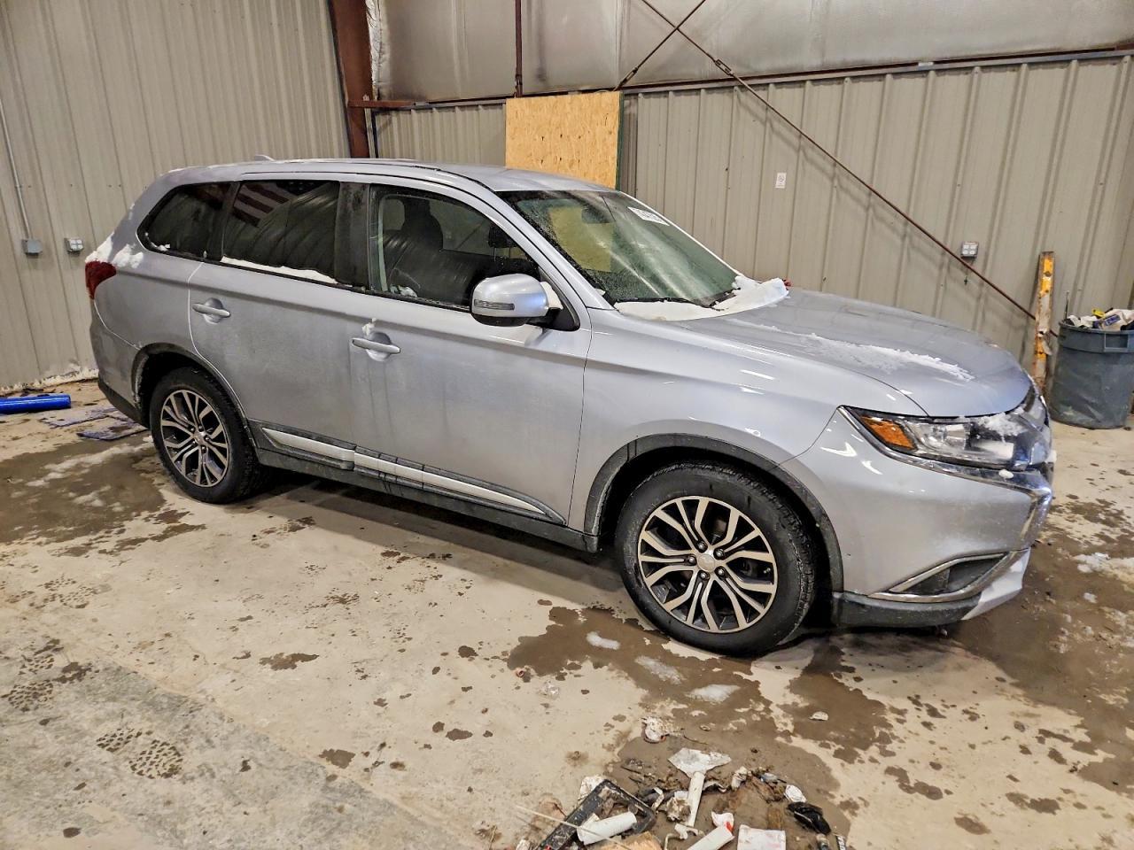 2017 MITSUBISHI outlander