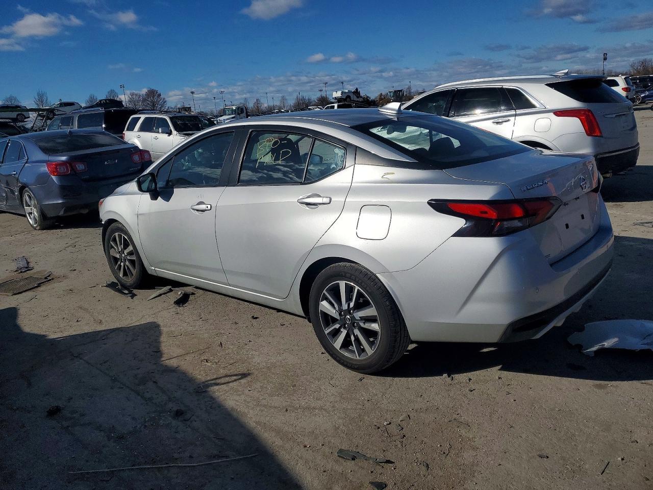 2021 NISSAN VERSA