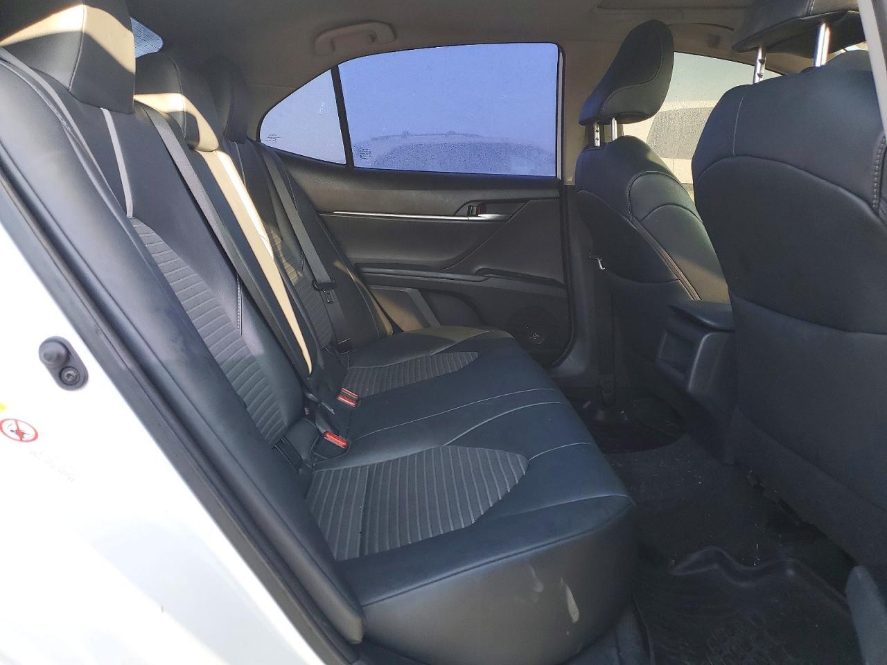 2019 TOYOTA CAMRY
